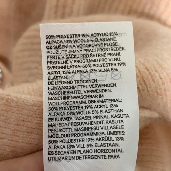 H&M sparkle button boxy cardigan light apricot women’s small v neck euc - Picture 8 of 9